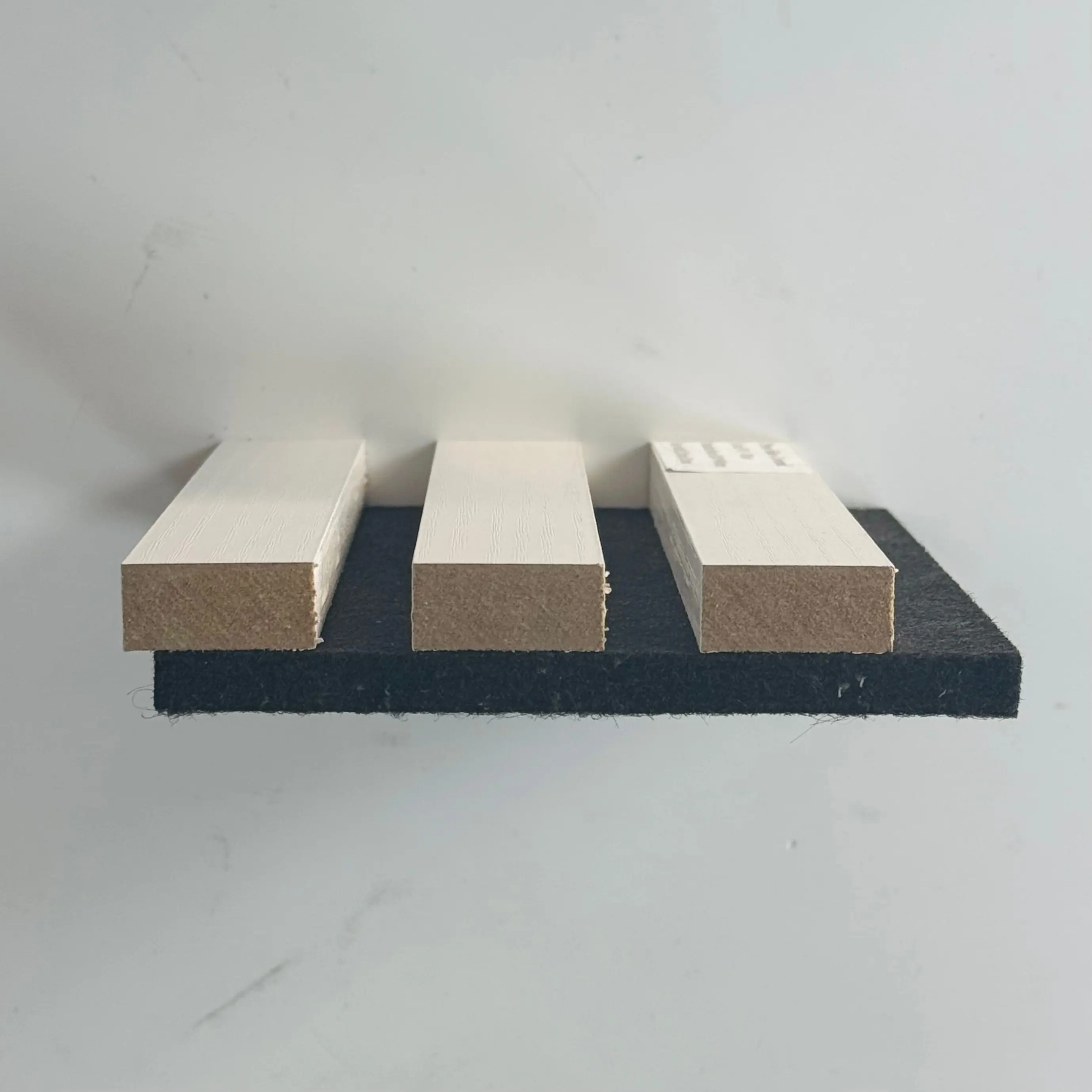 Sound-absorbing wall panel (2)