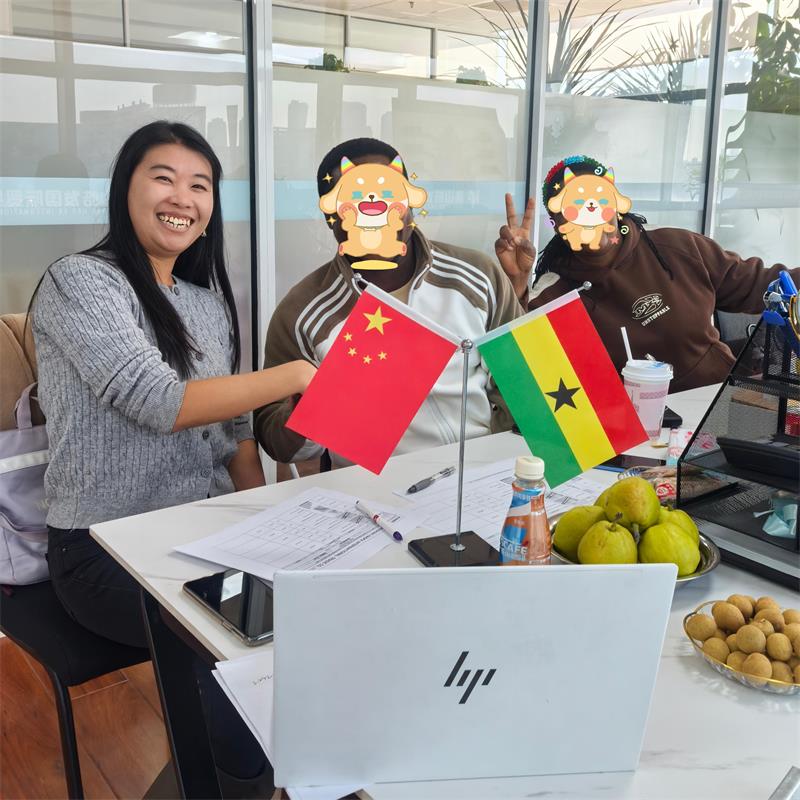 Foreign customers (5)